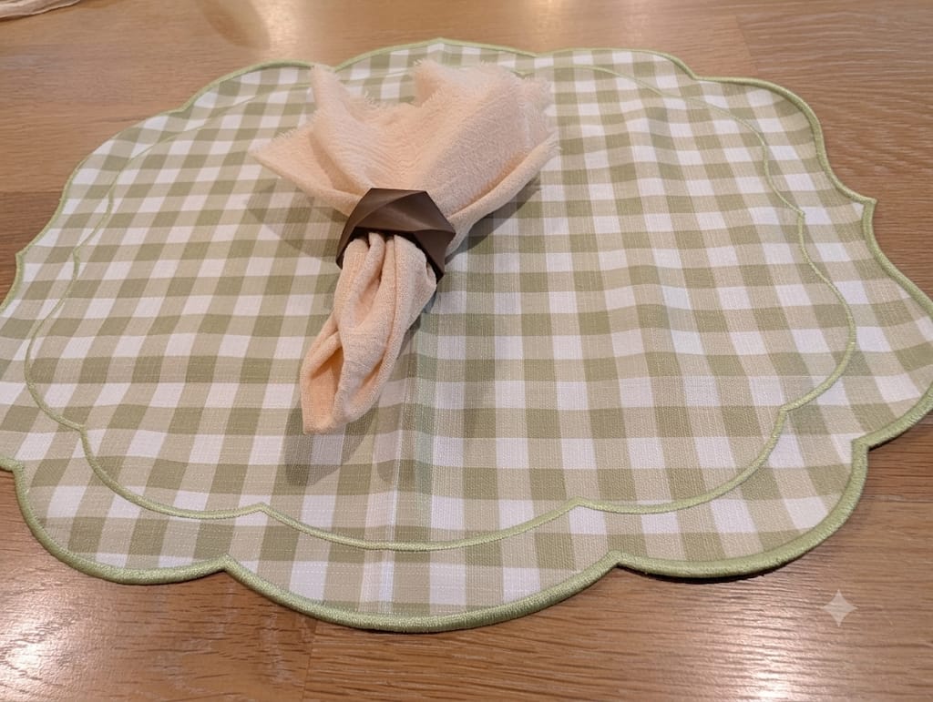 Sage Cottage Table Setting for 1 – Gingham Linen Set